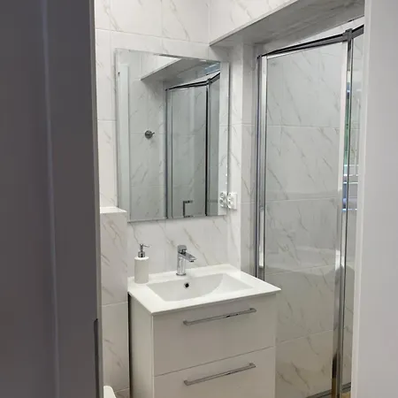 Maja - Utulny Blizko Prirody A Svahu V Krkonosich Bed & Breakfast 3*
