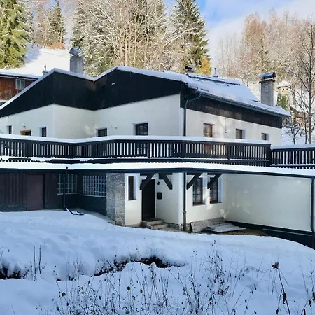 Bed and breakfast Mája - Klimatyczny Blisko Szlaków I Stoków W Karkonoszach Paseky nad Jizerou