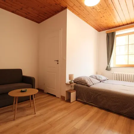 Maja - Utulny Blizko Prirody A Svahu V Krkonosich Bed & Breakfast