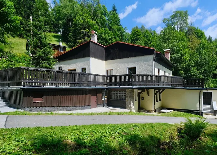 Maja - Utulny Blizko Prirody A Svahu V Krkonosich Bed & Breakfast